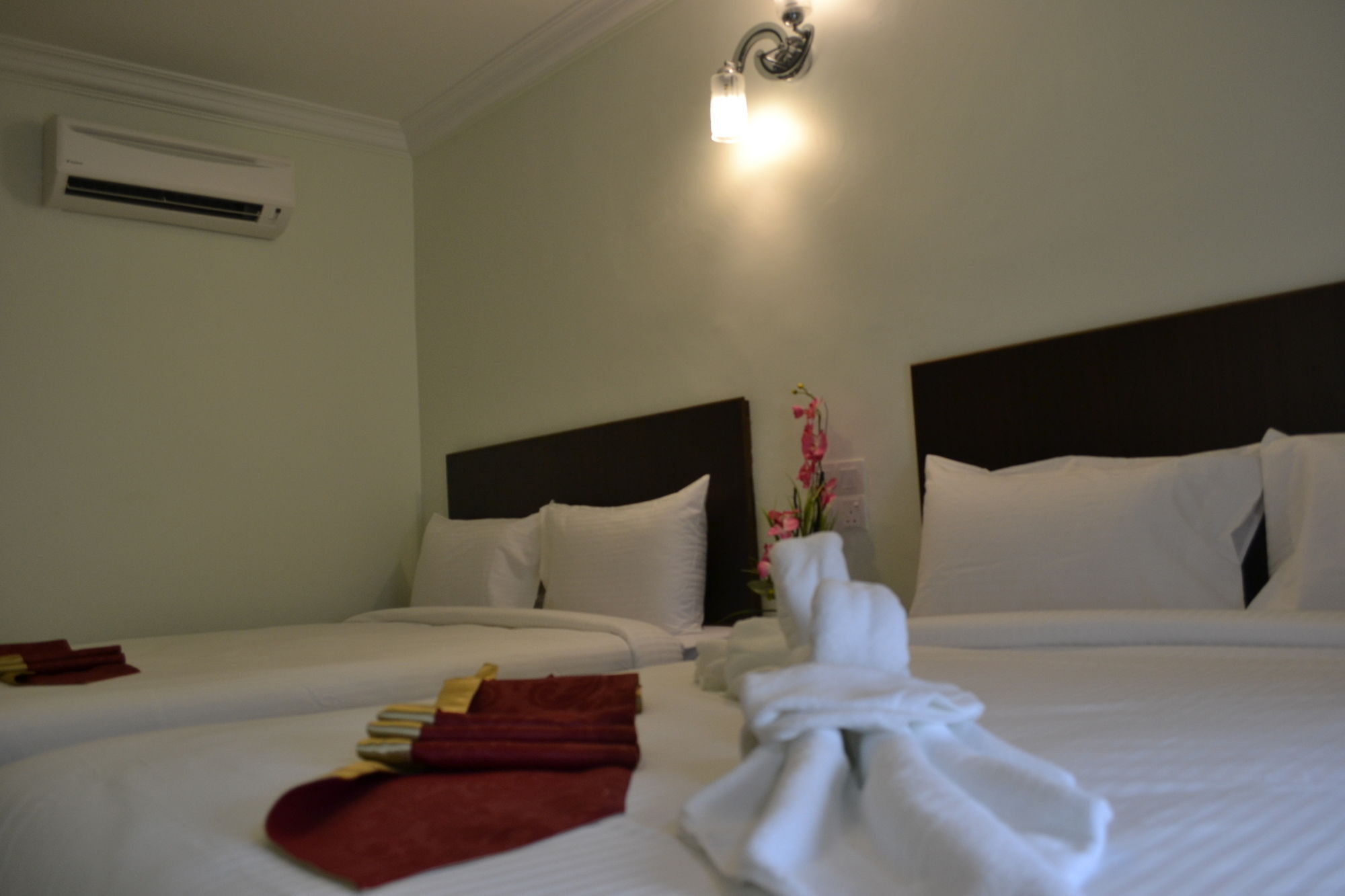 Dr Hotel Bayan Lepas Εξωτερικό φωτογραφία